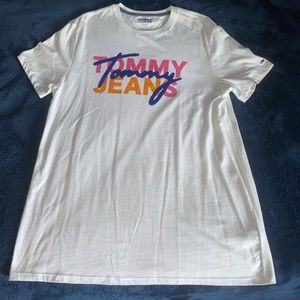 Tommy Hilfiger t shirt